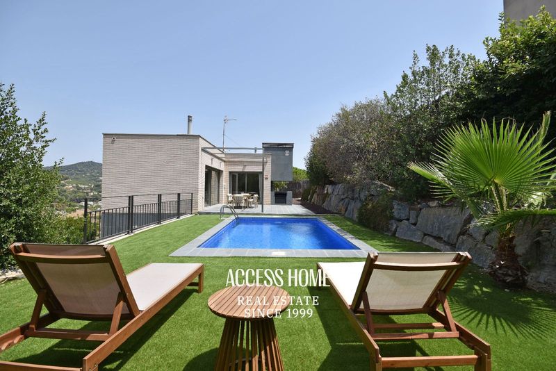 Chalet Independiente en venta Alella, Barcelona. Ref: 5002. Access Home 