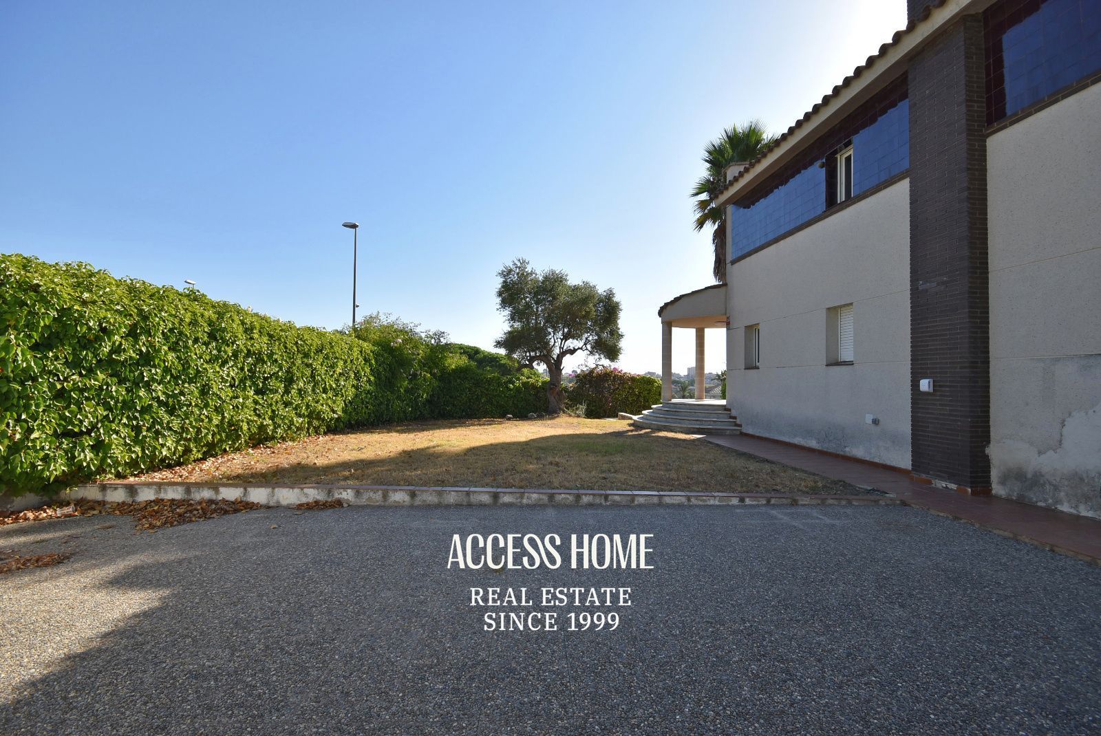 Villa con piscina y vistas al mar en Can Teixidó, Alella - Foto 5