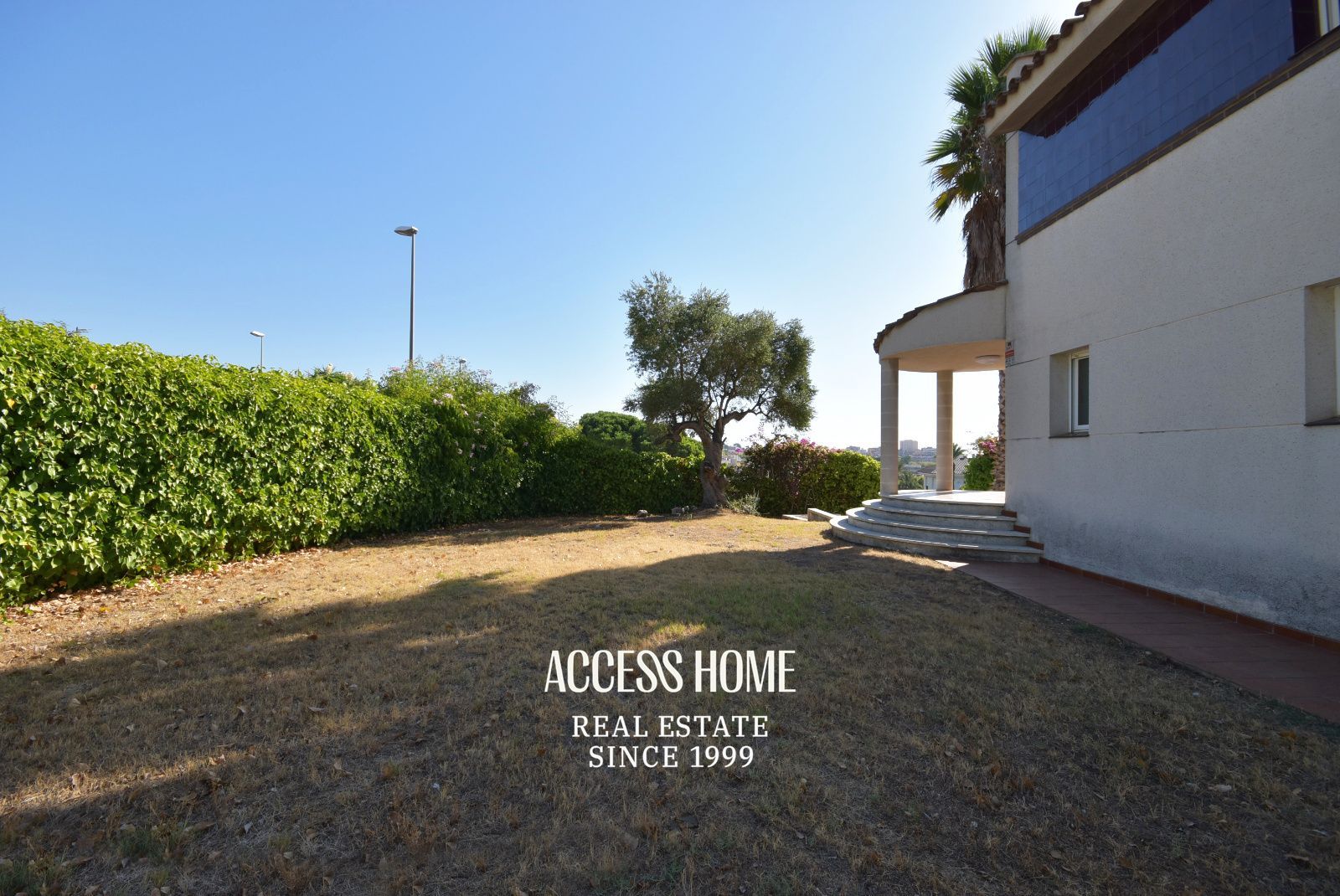 Villa con piscina y vistas al mar en Can Teixidó, Alella - Foto 10