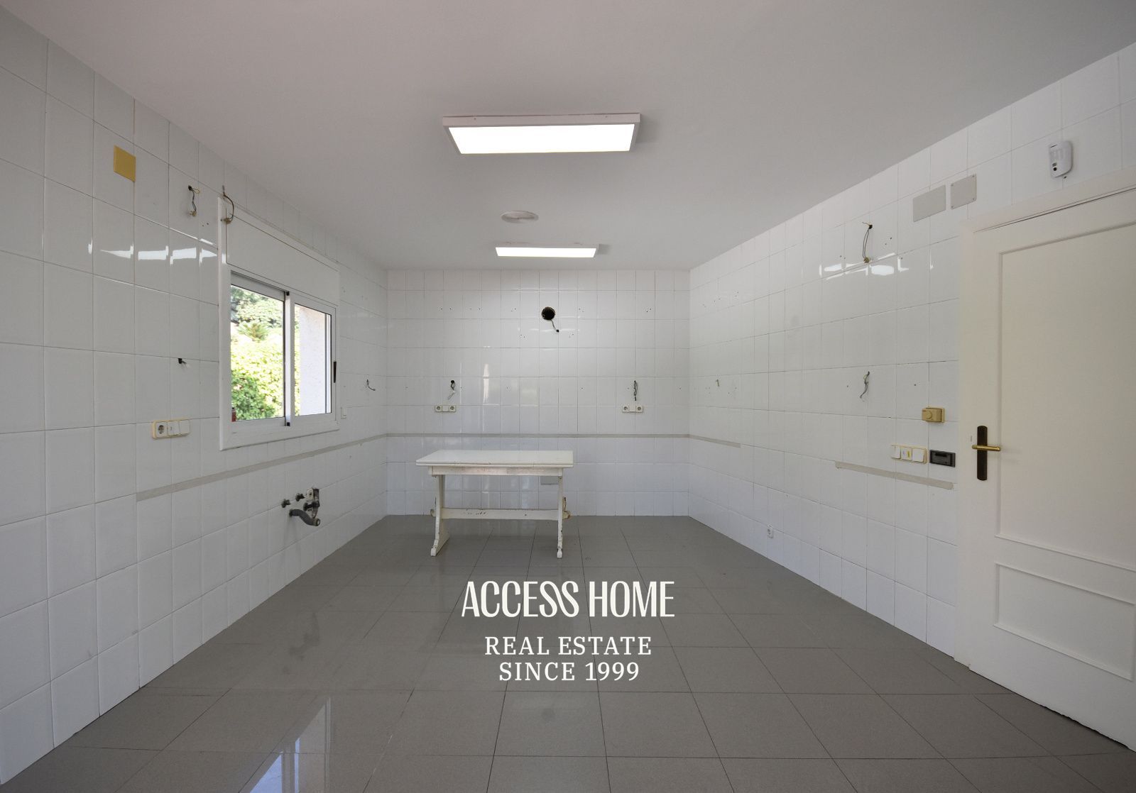 Villa con piscina y vistas al mar en Can Teixidó, Alella - Foto 18