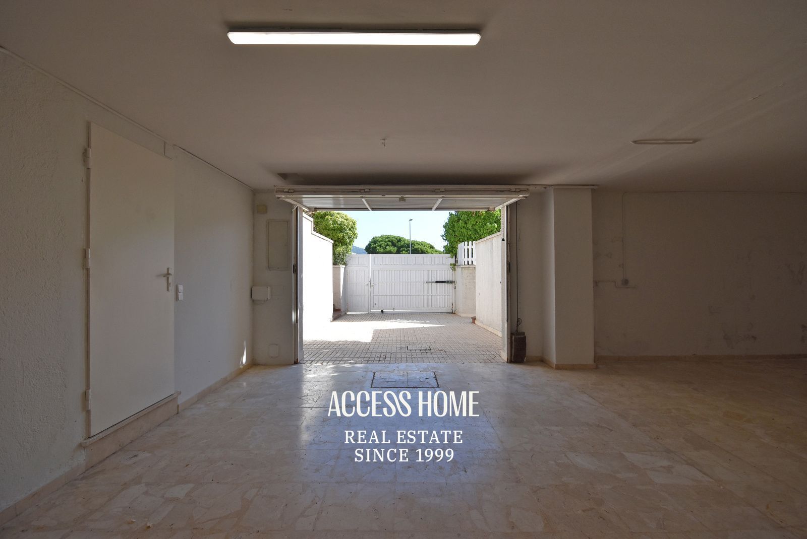 Villa con piscina y vistas al mar en Can Teixidó, Alella - Foto 45
