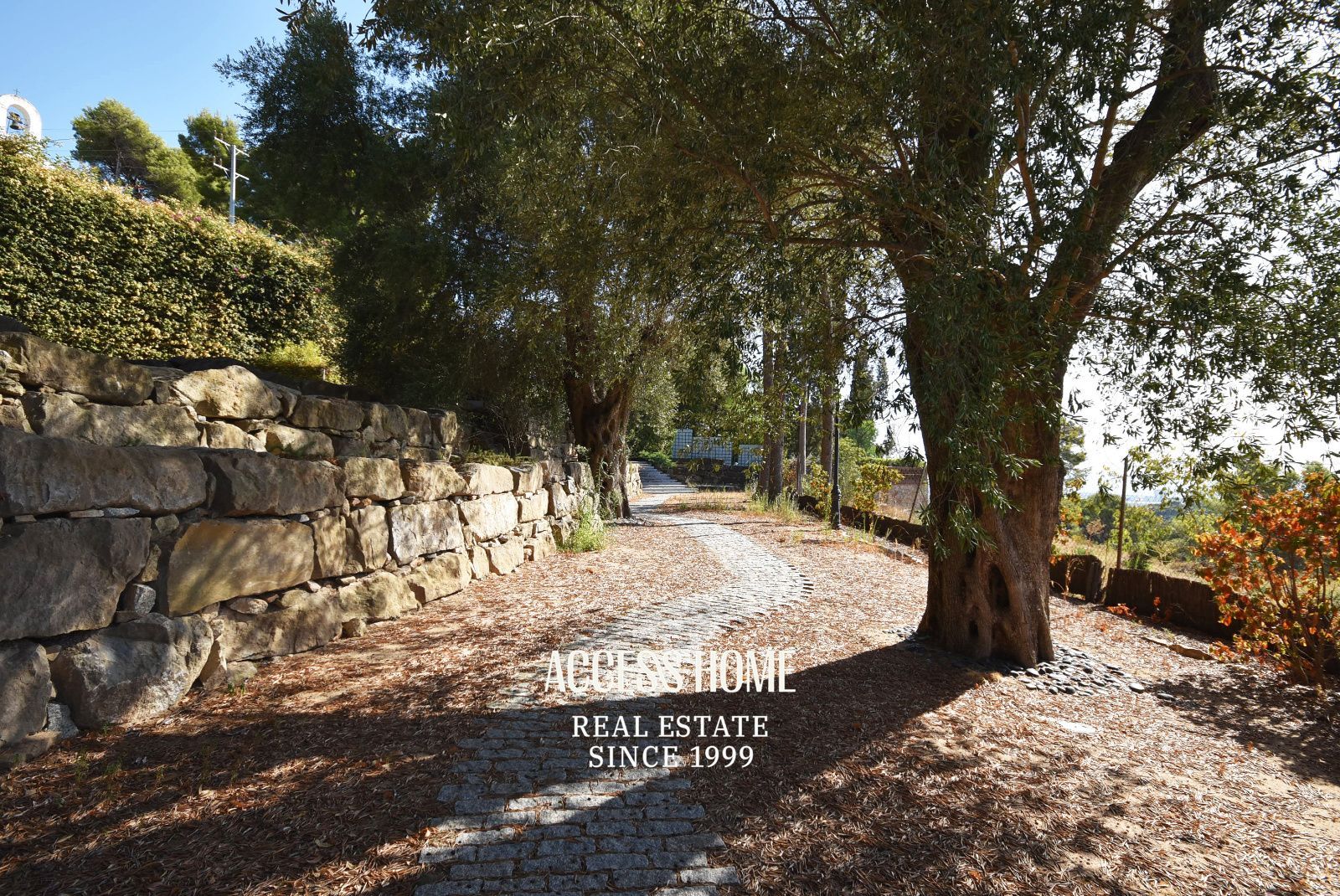 Masía del siglo XIX con amplios jardines y vistas al mediterráneo  en Cabrera de Mar - Foto 11