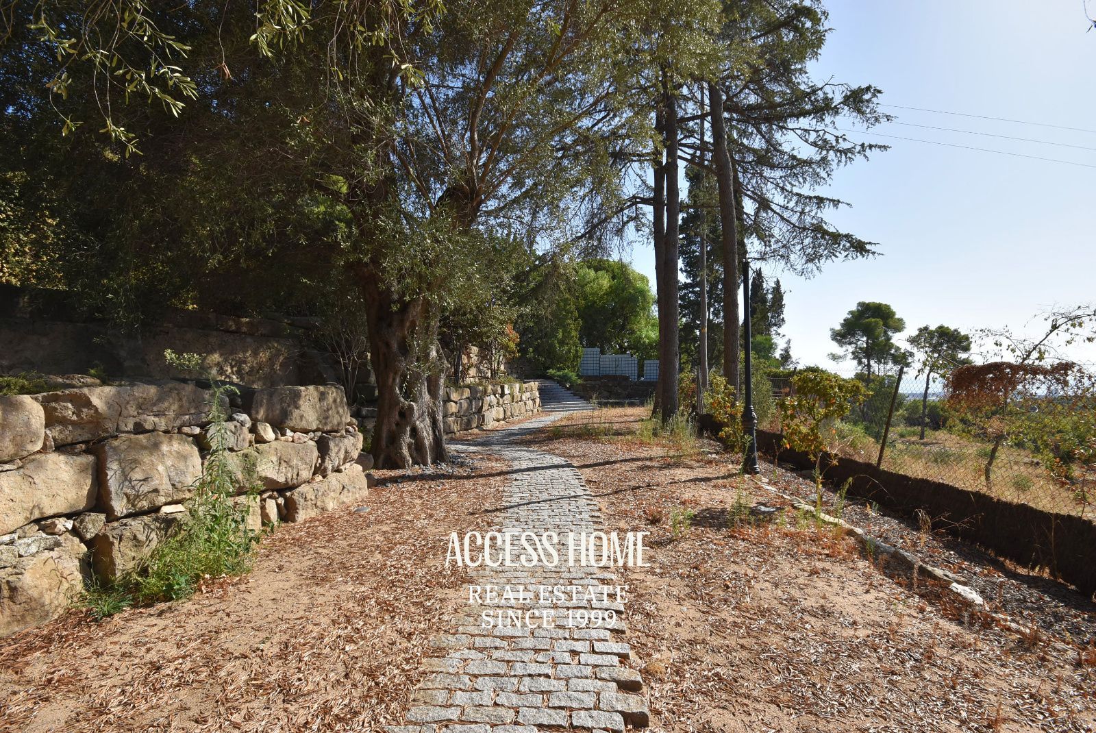 Masía del siglo XIX con amplios jardines y vistas al mediterráneo  en Cabrera de Mar - Foto 12