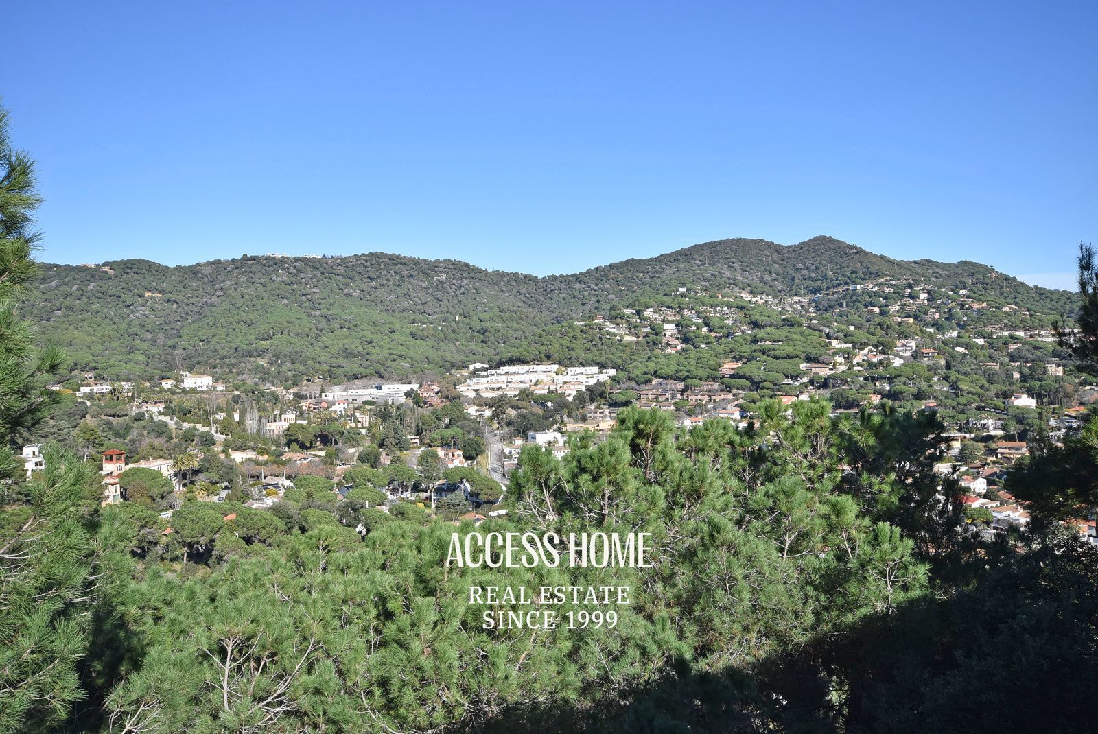 Exclusiva casa a la venta en Cabrils con piscina y vistas panorámicas - Foto 19