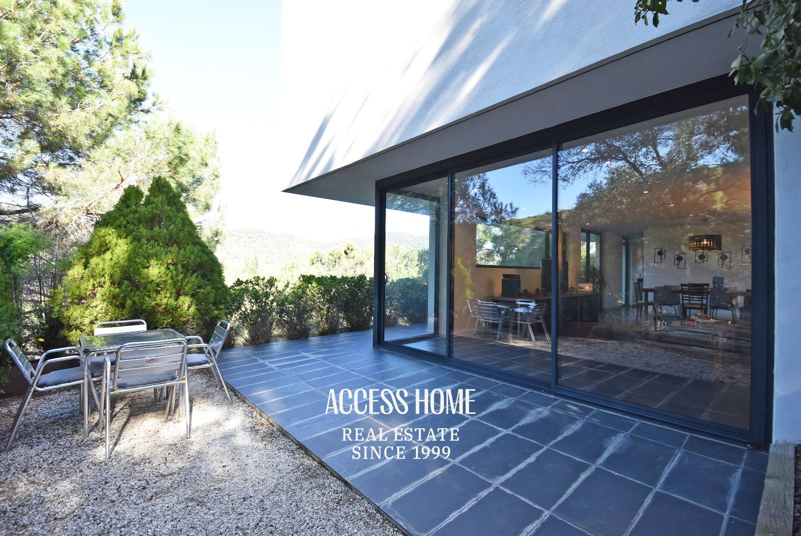 Exclusiva casa a la venta en Cabrils con piscina y vistas panorámicas - Foto 4