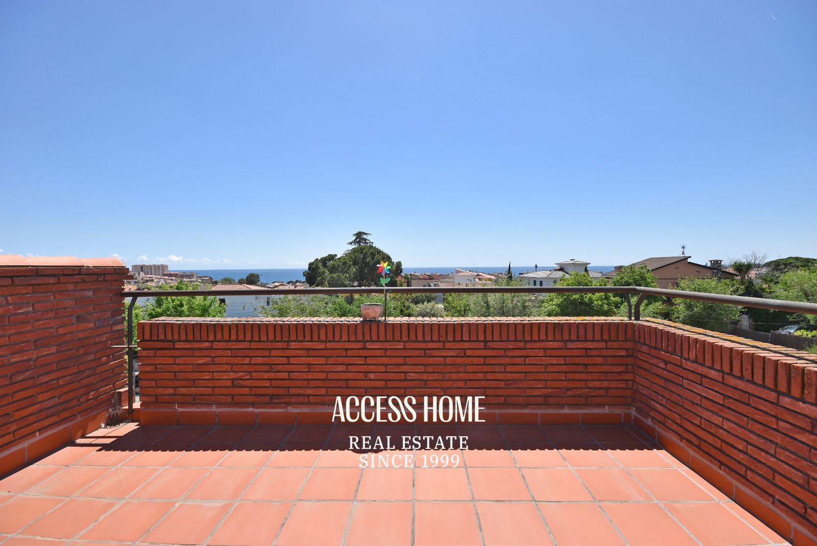 Exclusiva casa con piscina y terrazas con vistas a mar y montaña en El Masnou - Foto 43