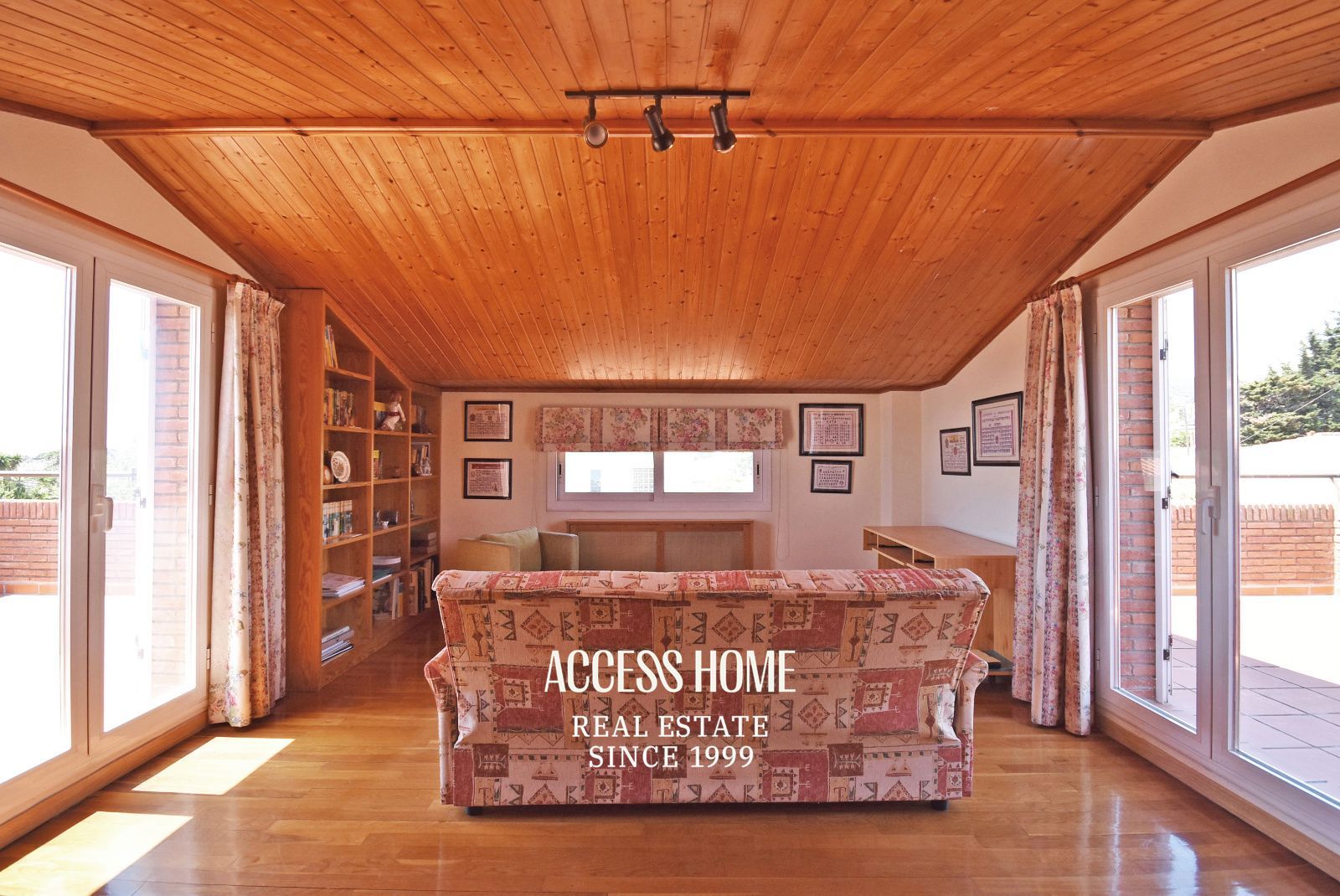 Exclusiva casa con piscina y terrazas con vistas a mar y montaña en El Masnou - Foto 44
