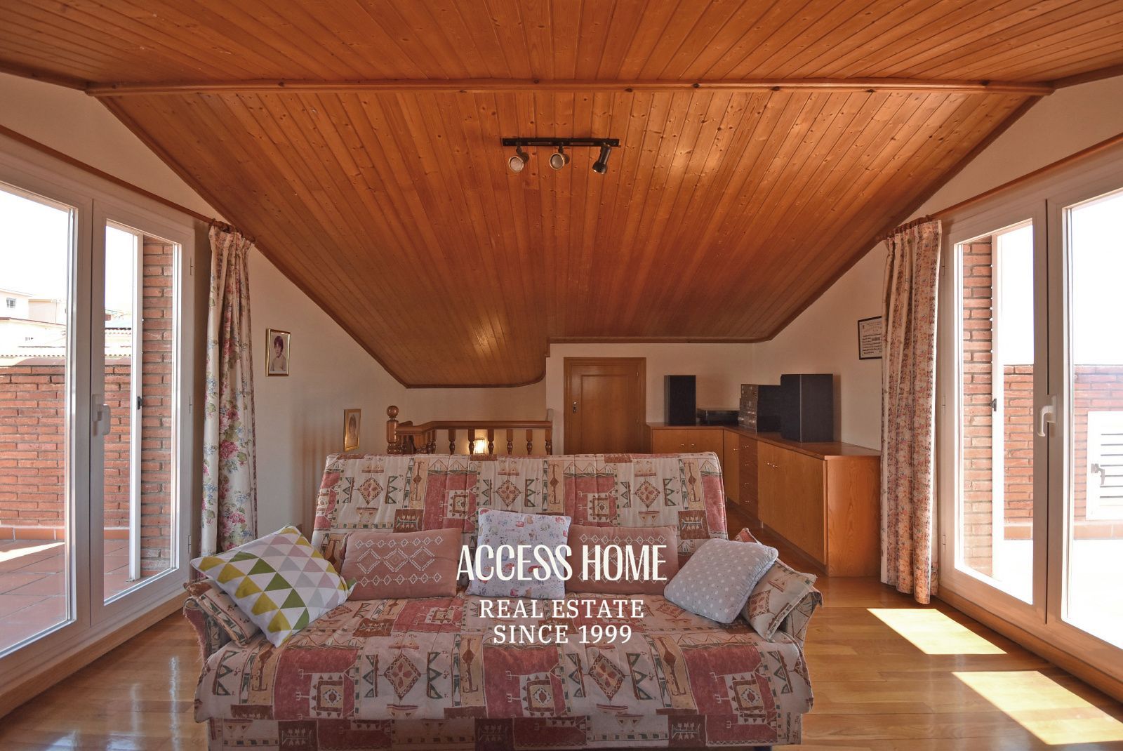 Exclusiva casa con piscina y terrazas con vistas a mar y montaña en El Masnou - Foto 45