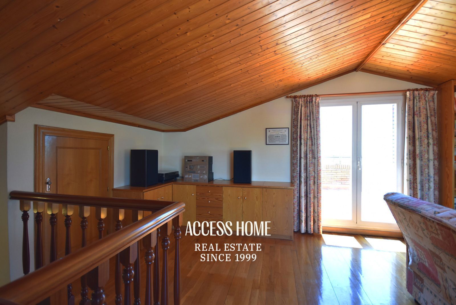 Exclusiva casa con piscina y terrazas con vistas a mar y montaña en El Masnou - Foto 47