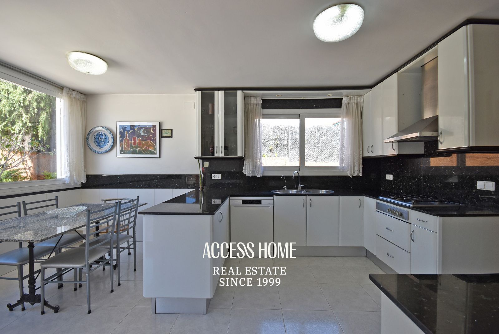 Exclusiva casa con piscina y terrazas con vistas a mar y montaña en El Masnou - Foto 14