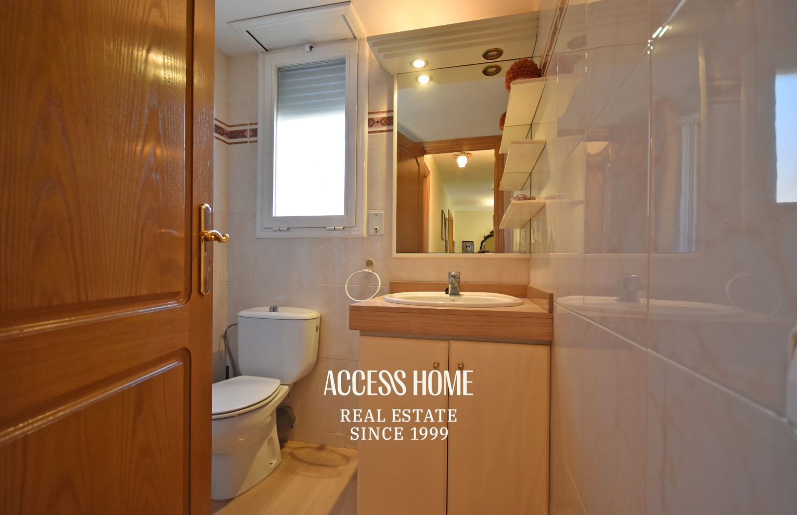 Exclusiva casa con piscina y terrazas con vistas a mar y montaña en El Masnou - Foto 33