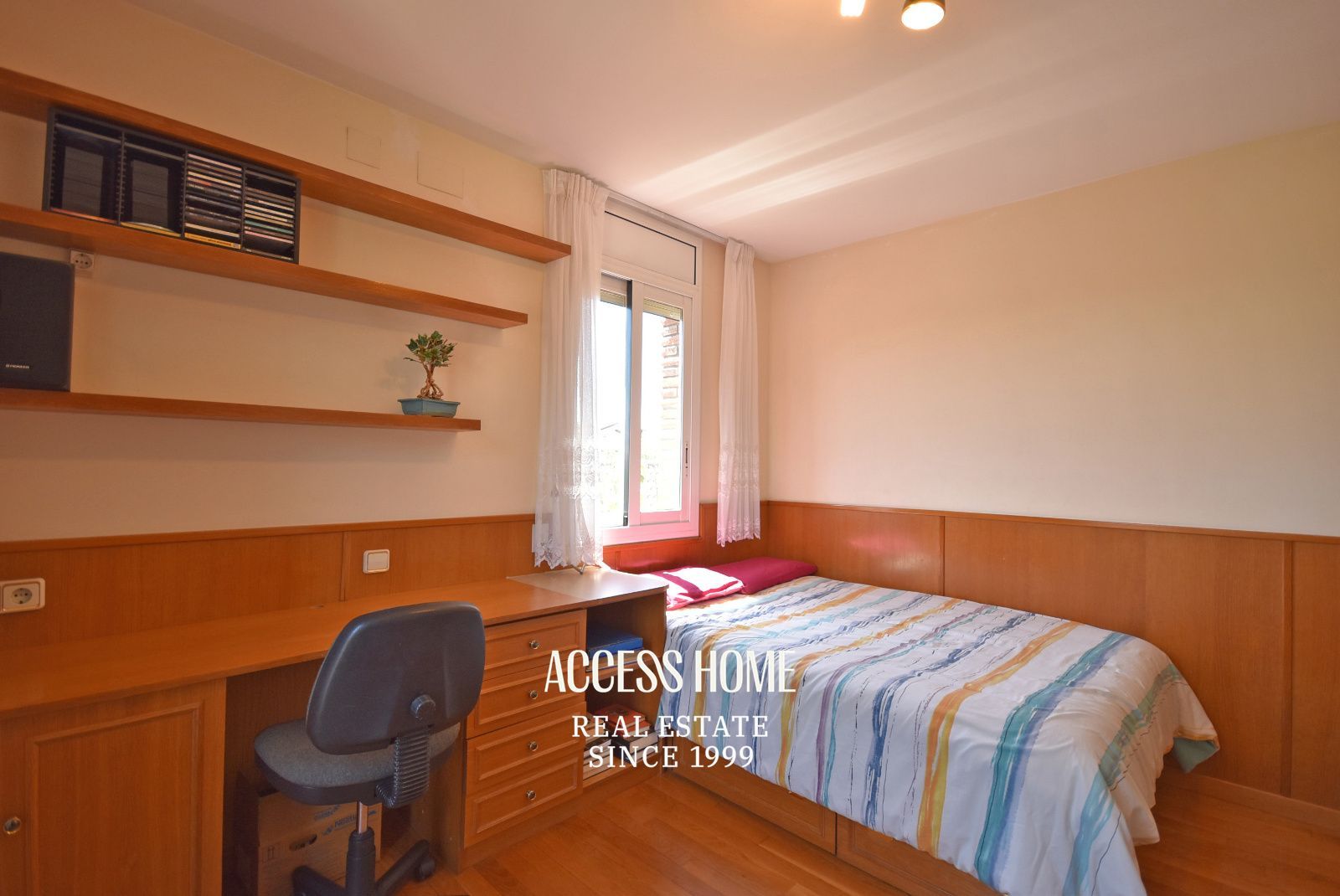 Exclusiva casa con piscina y terrazas con vistas a mar y montaña en El Masnou - Foto 30