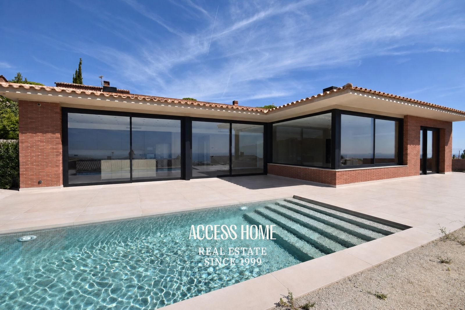 Casa de lujo de nueva construcción en venta en Sant Vicenç de Montalt con vistas al mar - Foto 2