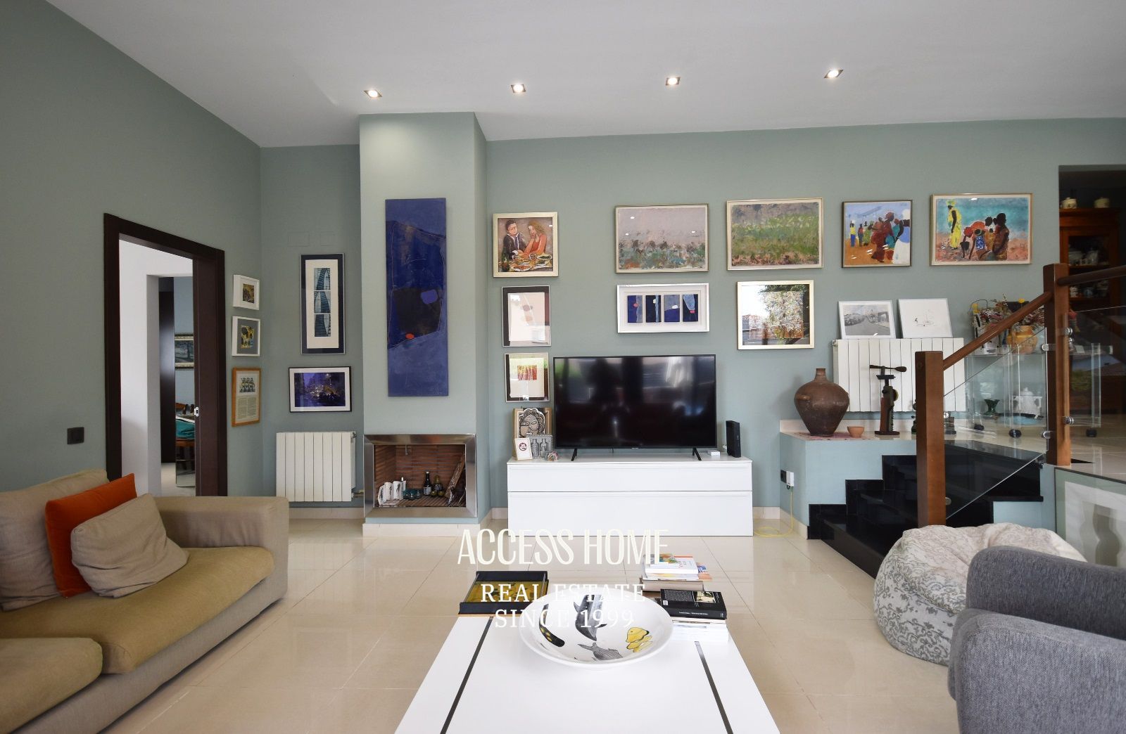 Salón - Casa en venta en Cabrils con piscina privada y apartamento independiente