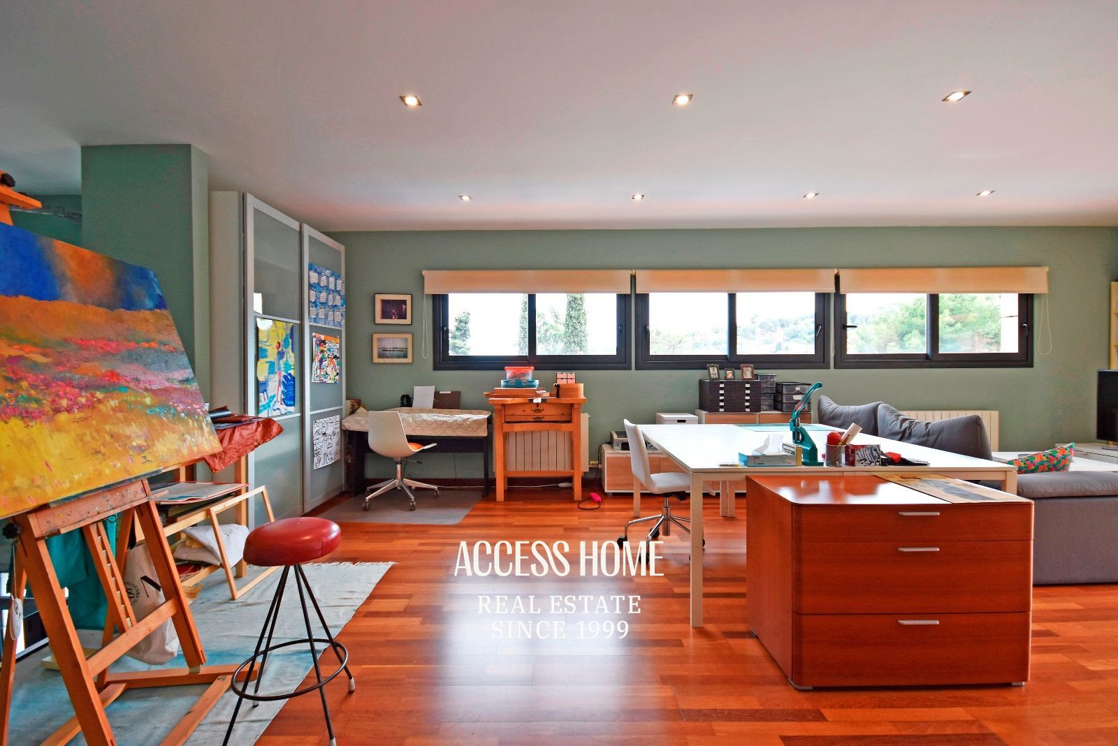 Habitación - Casa en venta en Cabrils con piscina privada y apartamento independiente