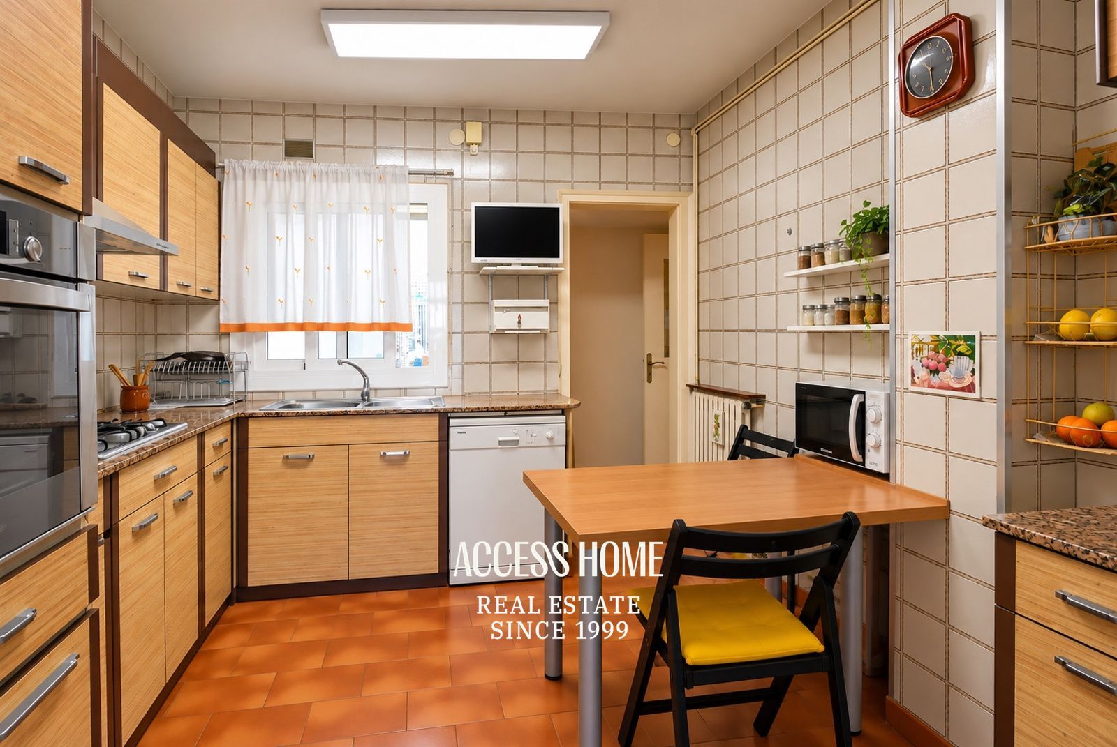 Piso  en venta de 120 m² útiles con 4 habitaciones, balcón, parking y trastero en Barcelona - Foto 4