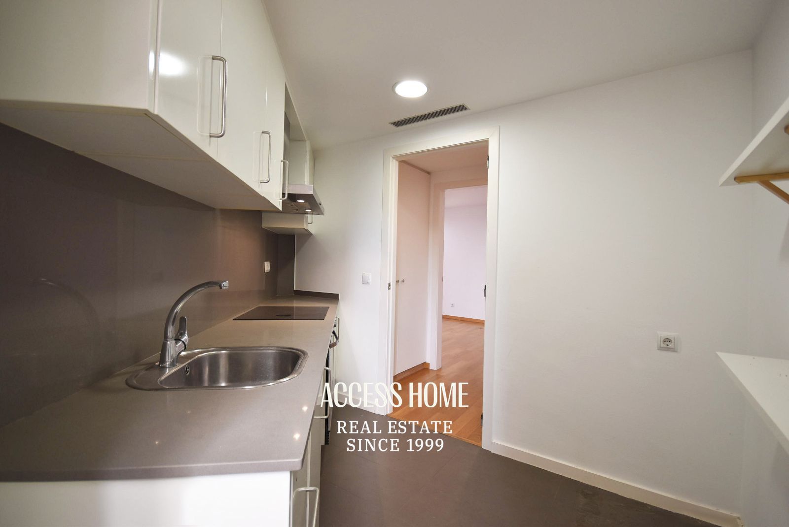 Piso en venta en finca regia de 82 m² junto a Passeig de Gràcia - Foto 3