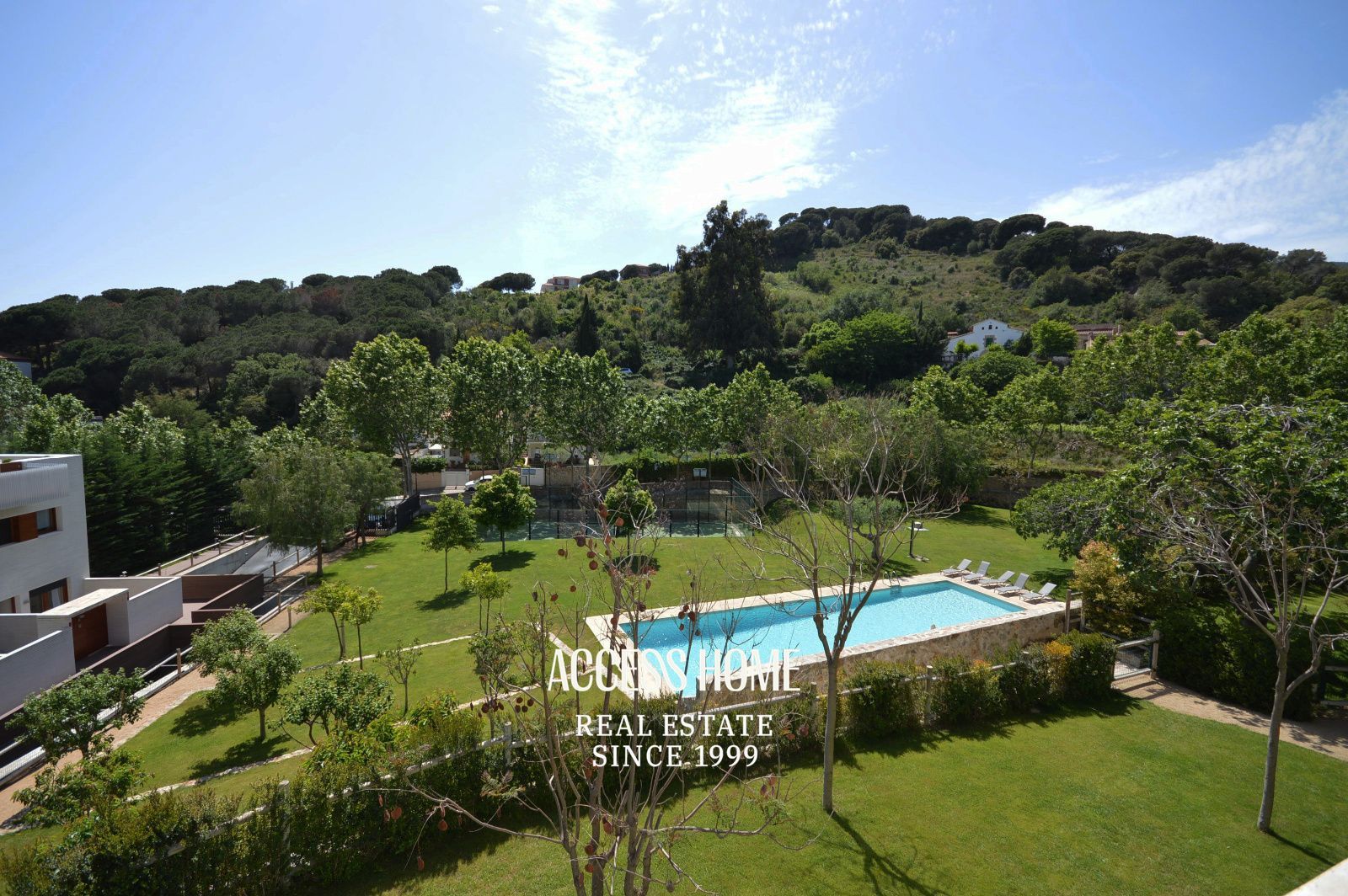 Piso  en venta en Alella con piscina, pista de pádel y 2 plazas de aparcamiento - Foto 4