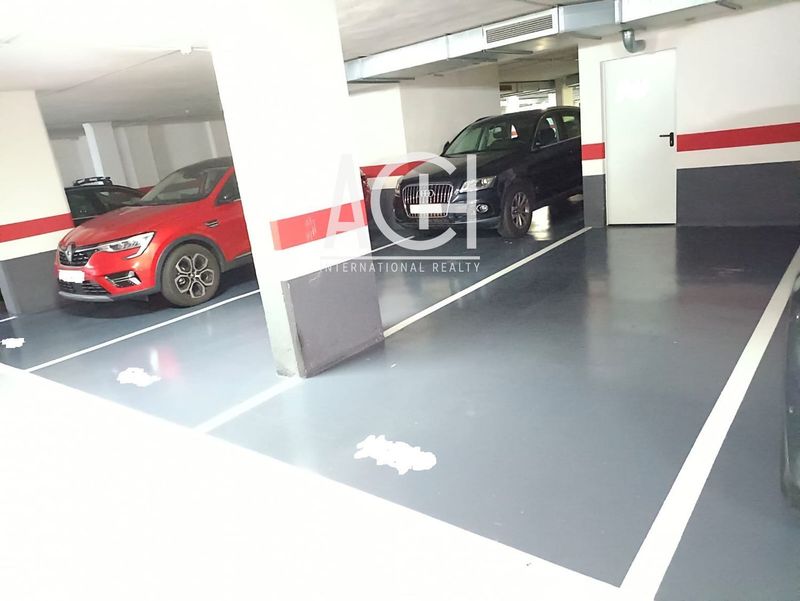 Garaje en venta Bilbao, Vizcaya. Ref: 1145. ACH & INTERNATIONAL REALTY