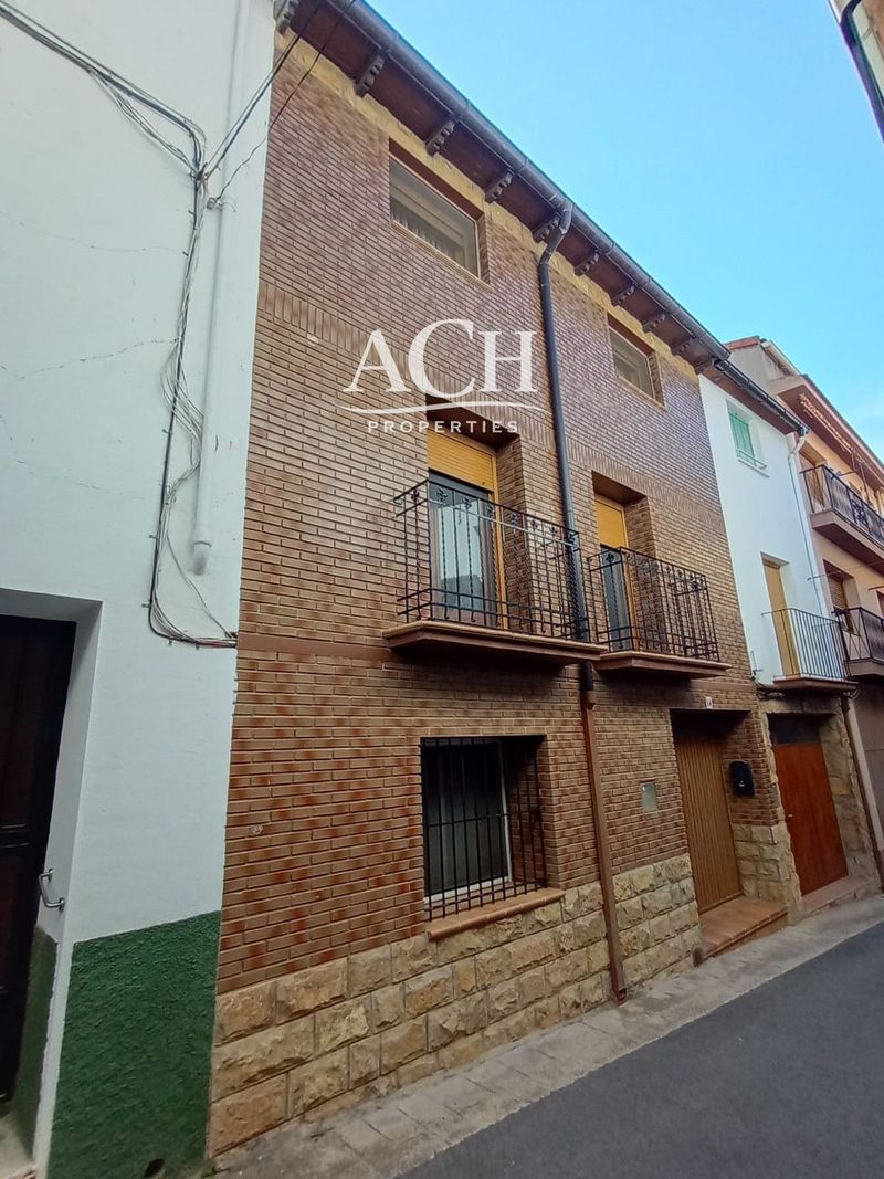 Casa en venta Calanda, Teruel. Ref: 1447. ASESORIA Y CONSULTORIA HIPOTECARIA SL