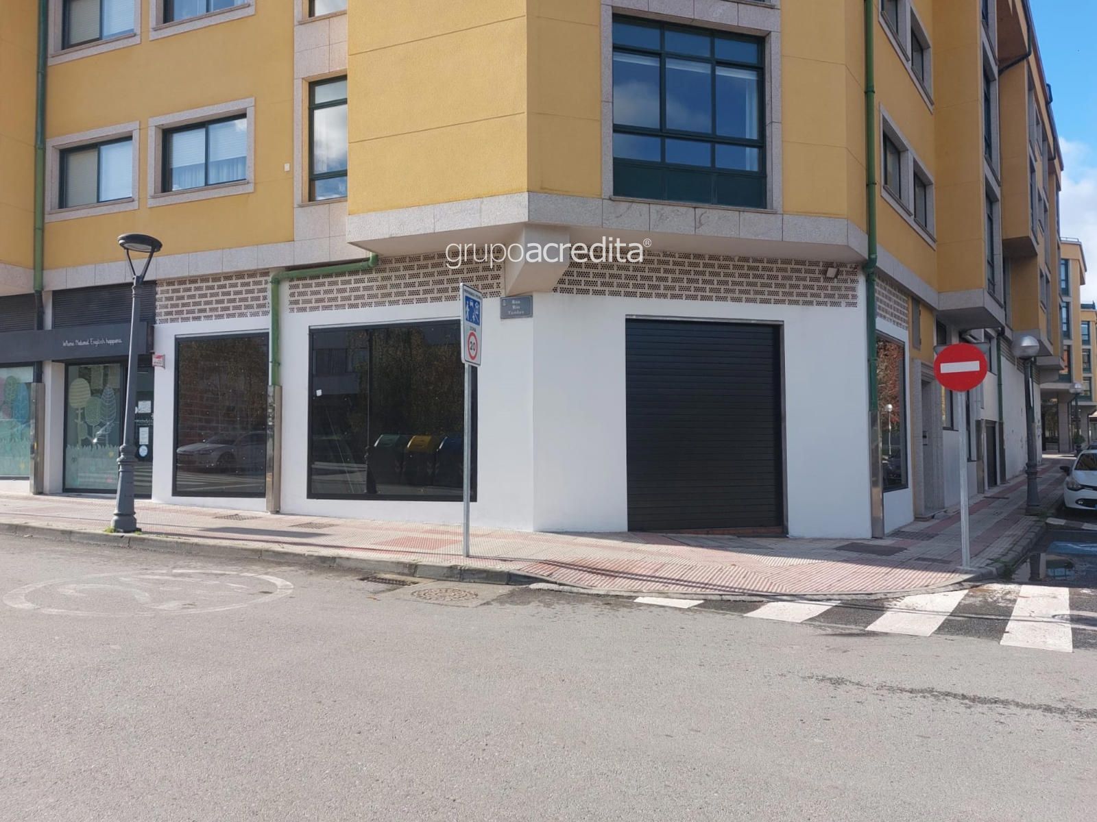 Local Comercial en alquiler Arteixo, A Coruña. Ref: 5027. Grupo Acredita