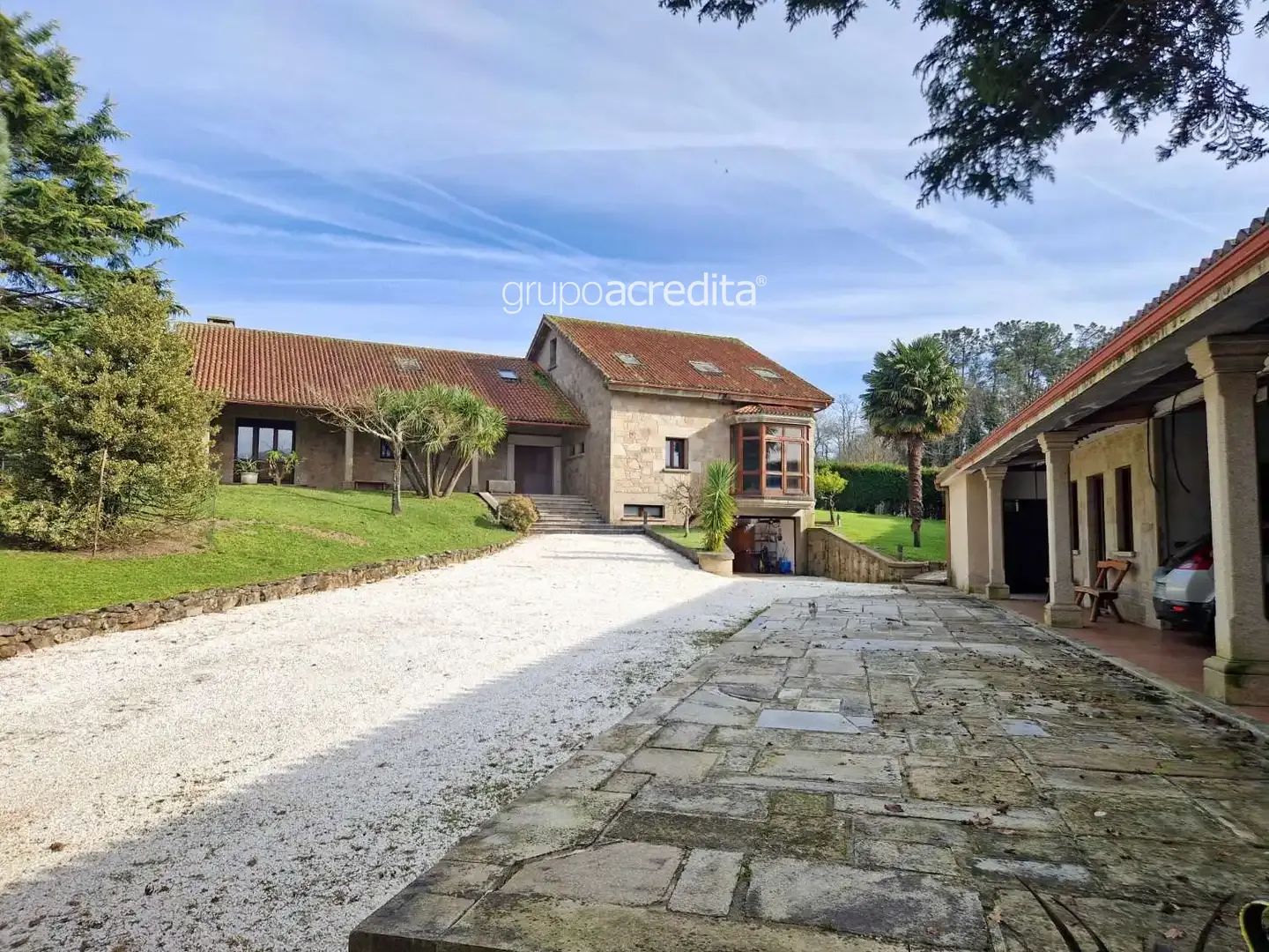 Chalet Independiente en venta Brion, A Coruña. Ref: 5397. Grupo Acredita