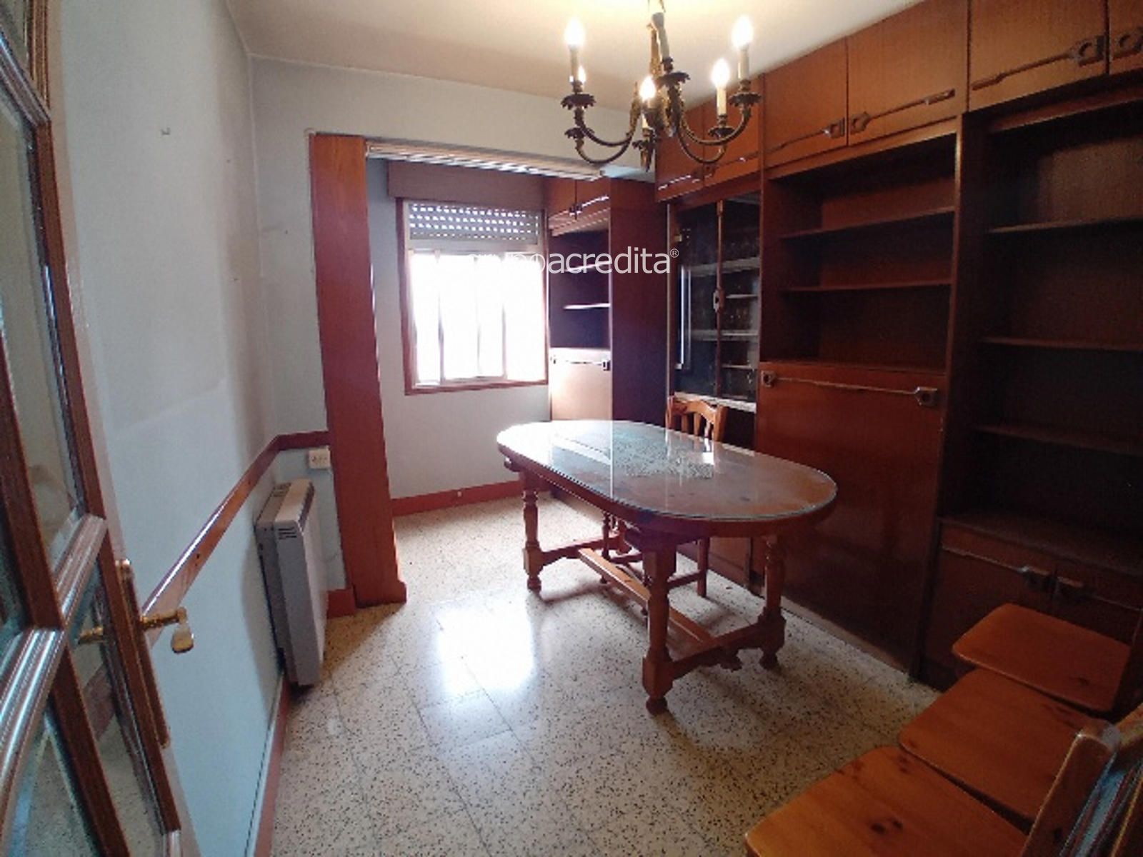 Piso de cuatro dormitorios en el centro de Santiago - Foto 14