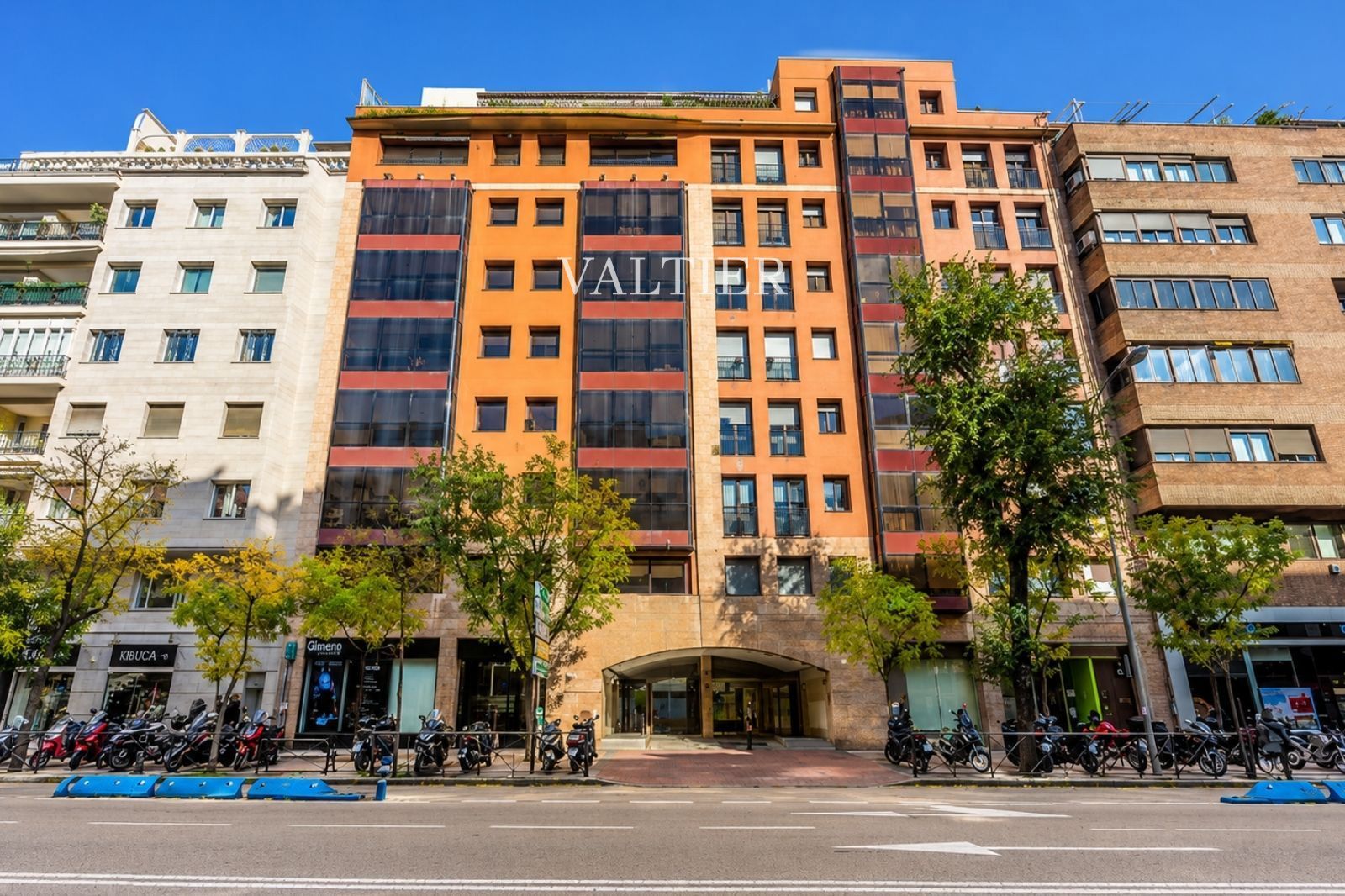 Local reformado con distribución tipo vivienda de 2 habitaciones en Francisco Silvela - Foto 19