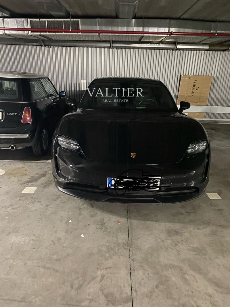 Garaje en venta Madrid. Ref: 2228. Valtier Real Estate