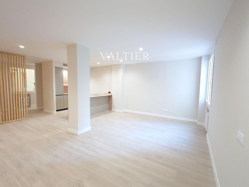 Ático en alquiler Madrid. Ref: 3194. Valtier Real Estate