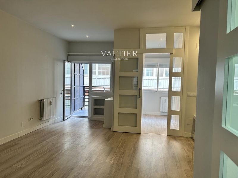 Ático en alquiler Madrid. Ref: 3286. Valtier Real Estate