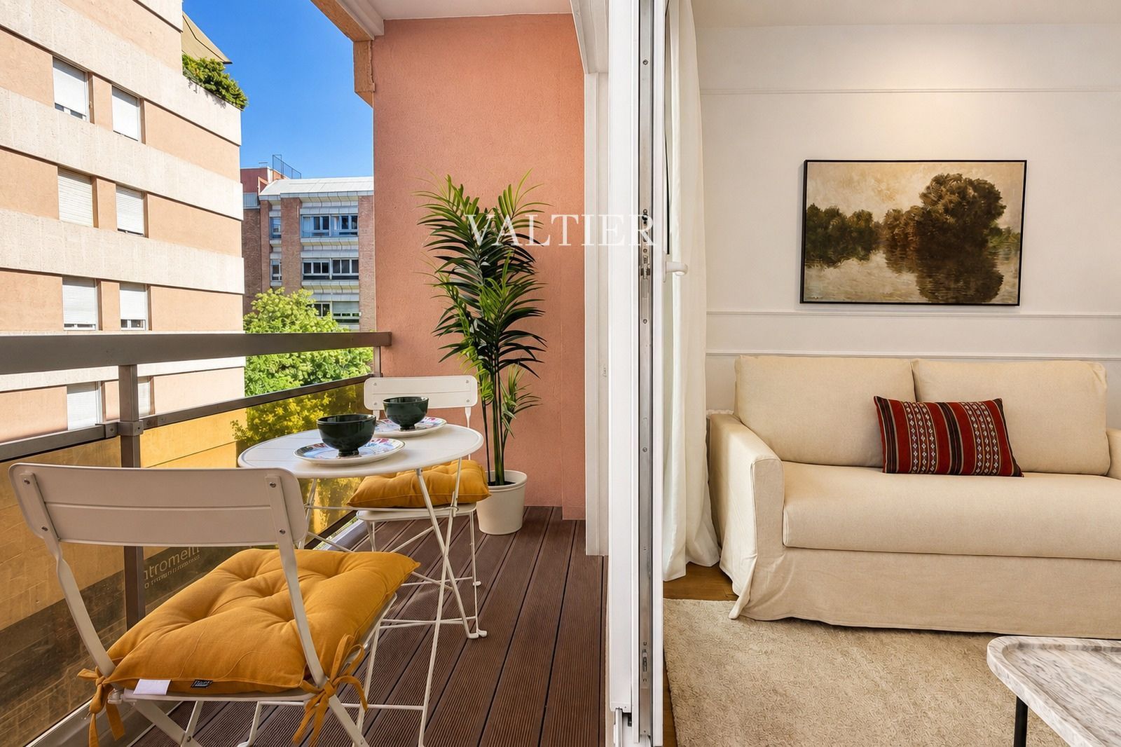 Espectacular propiedad en venta con 4 dormitorios  y plaza de garaje en Almagro, Madrid - Foto 11