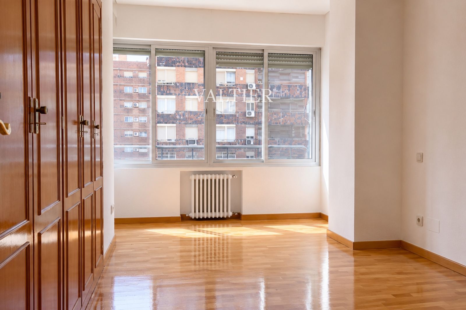 Piso en Alquiler en la Avenida de Alberto Alcocer, Nueva España, Madrid - Foto 8