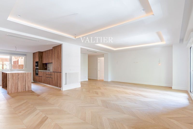 Piso en venta Madrid. Ref: 5569. VALTIER | Real Estate