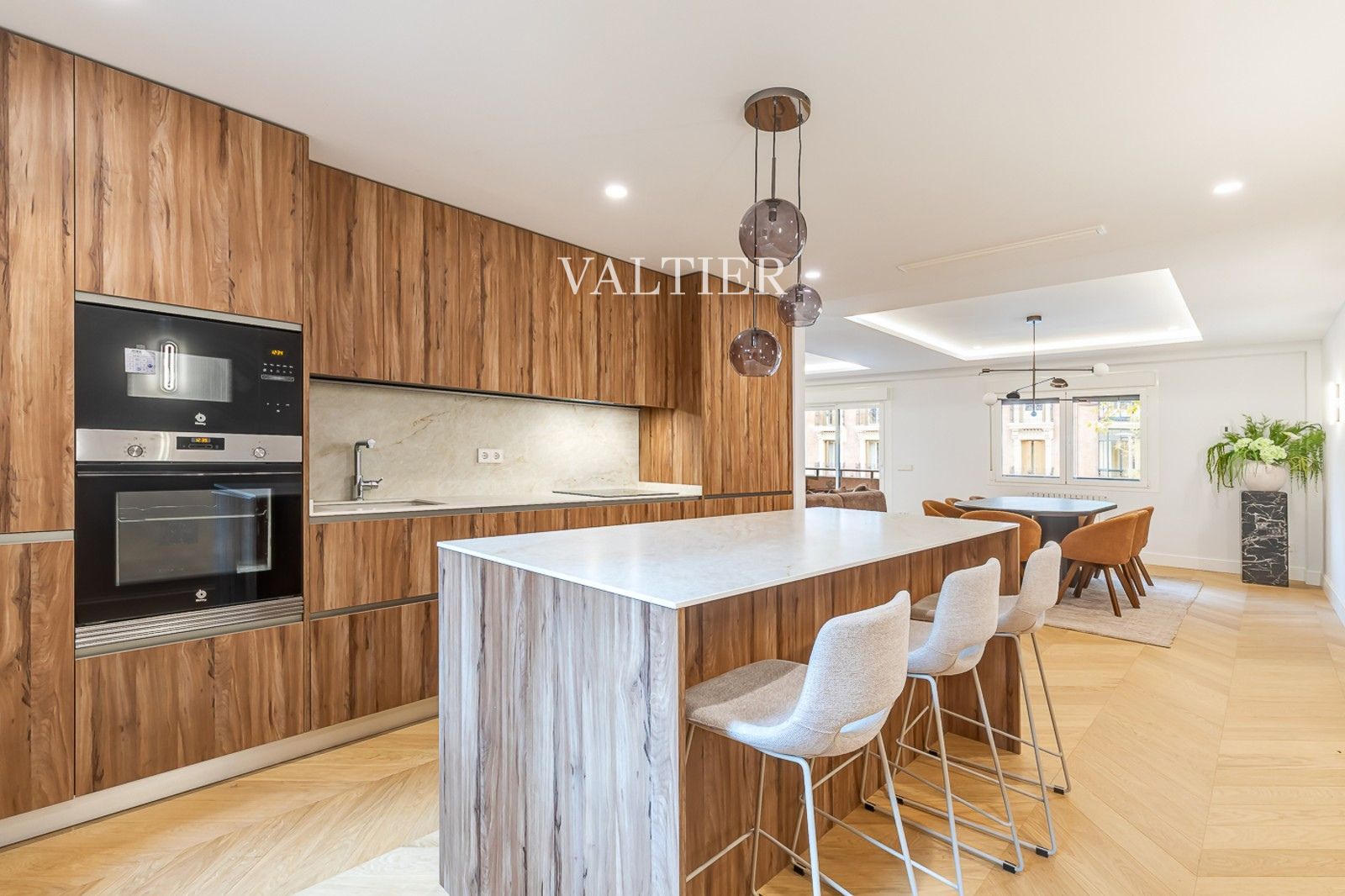 Exclusiva propiedad en venta en Paseo del General Martinez Campos, Almagro, Madrid - Foto 11