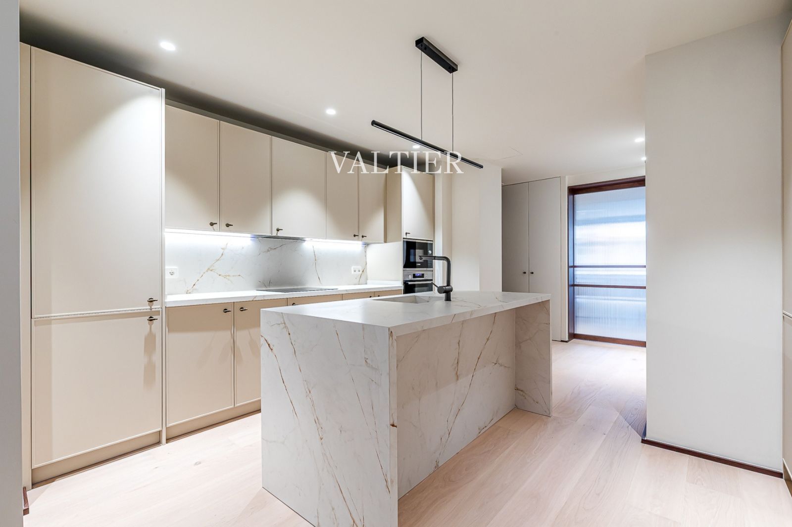 Elegante vivienda en proceso de reforma en Calle O'Donnell, Goya, Madrid - Foto 4