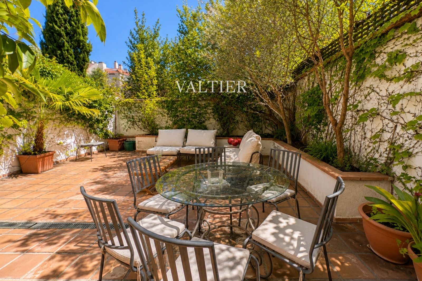 Chalet adosado con piscina y jardínen venta en Aravaca, Madrid - Foto 3