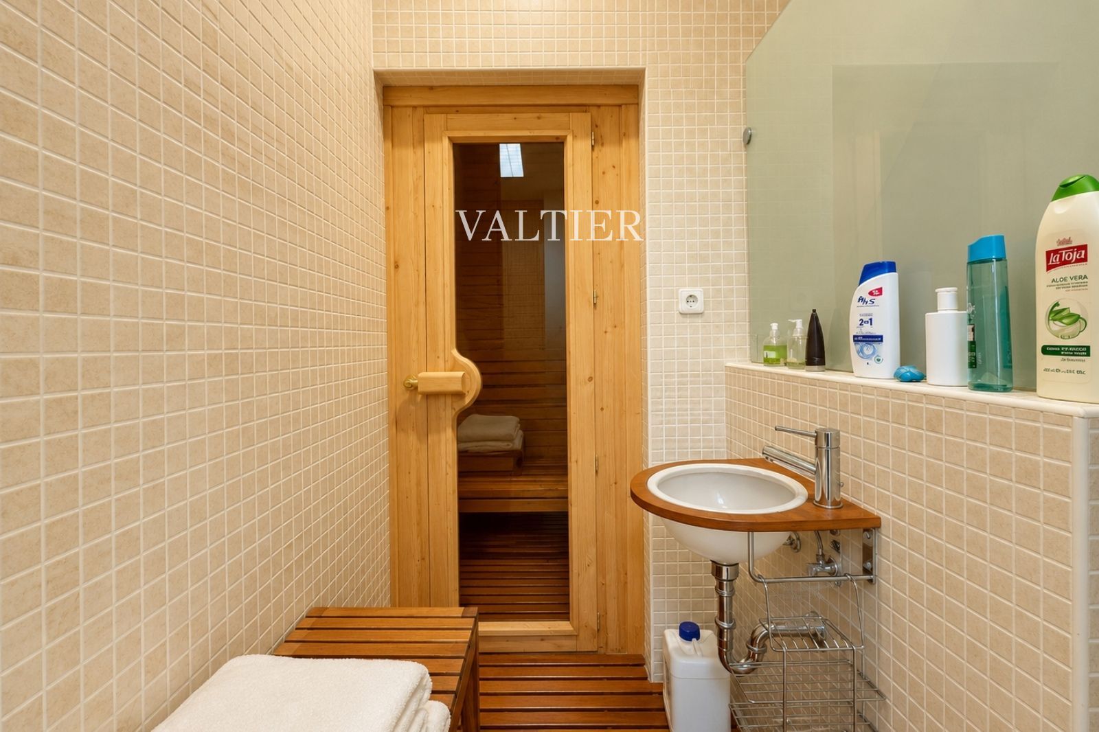 Chalet adosado con piscina y jardínen venta en Aravaca, Madrid - Foto 26