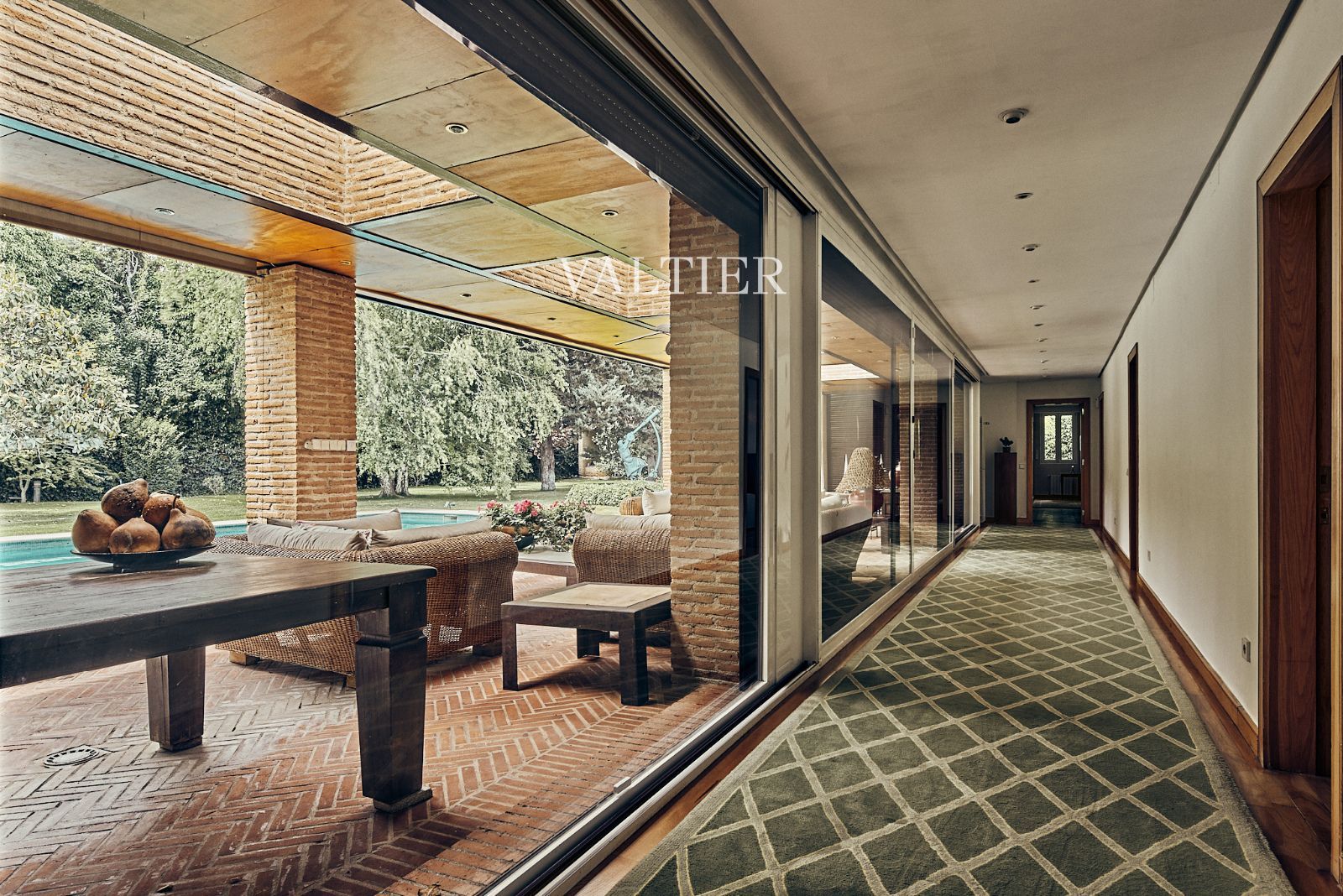Chalet independiente en venta con piscina y gran parcela en Pozuelo de Alarcón, Madrid - Foto 10