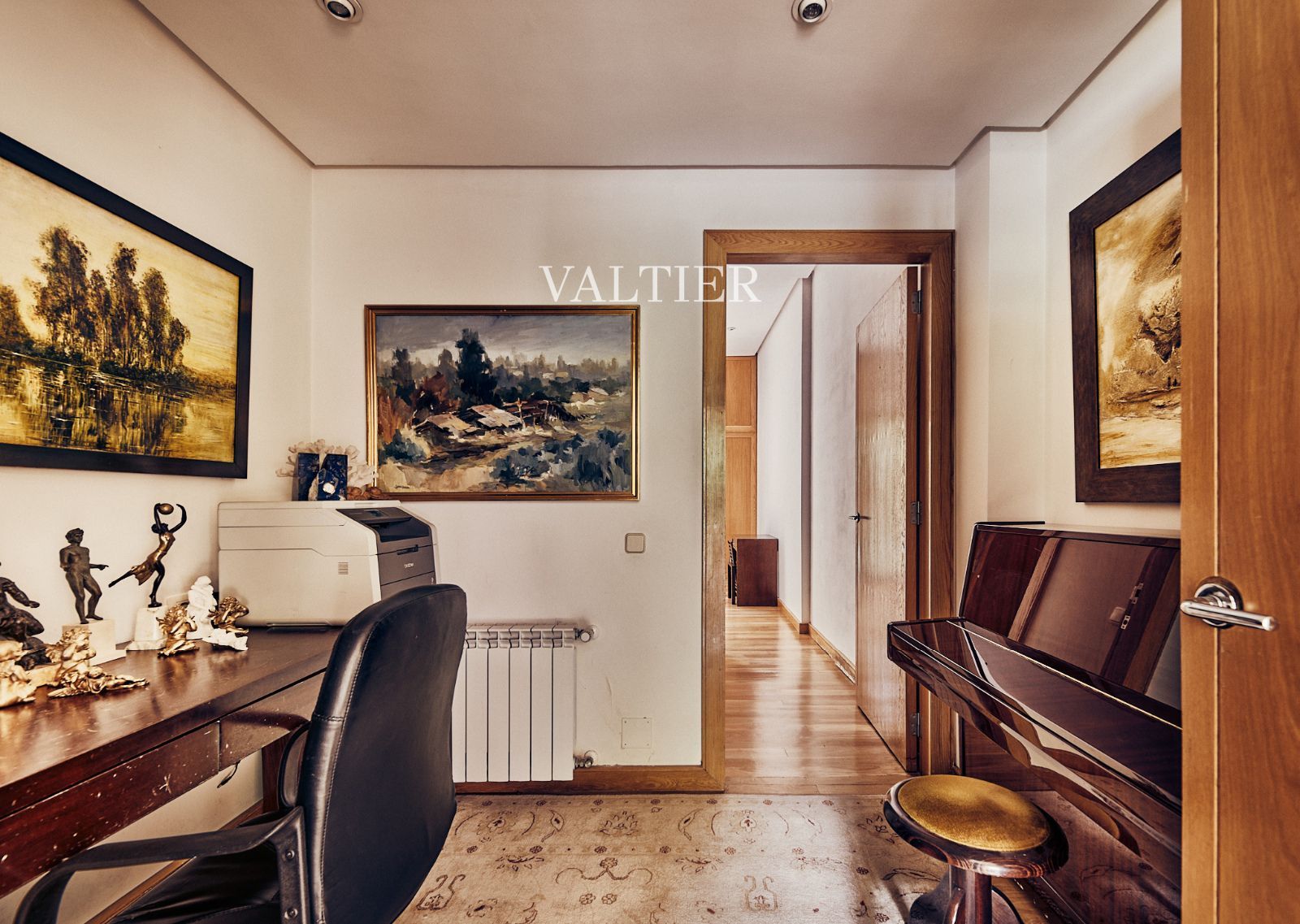 Chalet independiente en venta con piscina y gran parcela en Pozuelo de Alarcón, Madrid - Foto 31