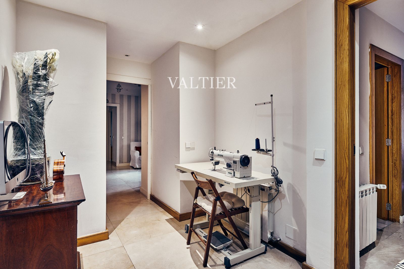 Chalet independiente en venta con piscina y gran parcela en Pozuelo de Alarcón, Madrid - Foto 32
