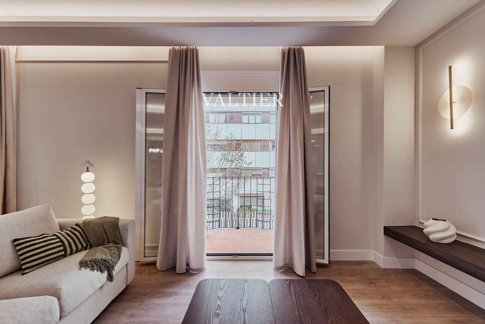Fantástica vivienda exterior con terrazas en venta en Castellana, Barrio Salamanca, Madrid - Foto 1