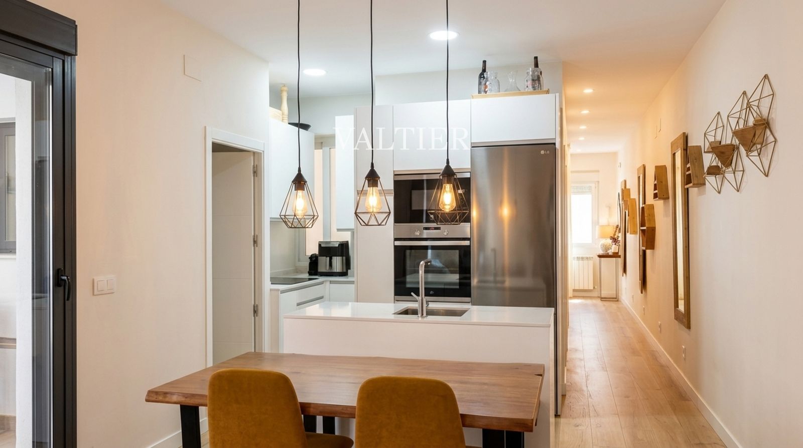 Piso en venta de 2 dormitorios en Chamberí, Madrid - Foto 3