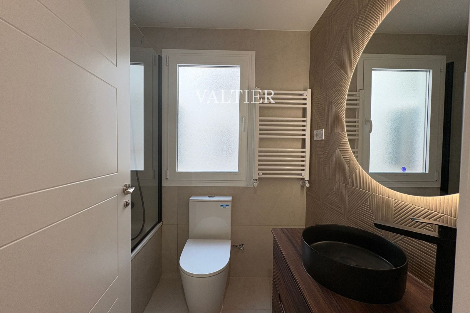 Exclusiva vivienda reformada de 3 dormitorios en Ibiza, Madrid - Foto 8