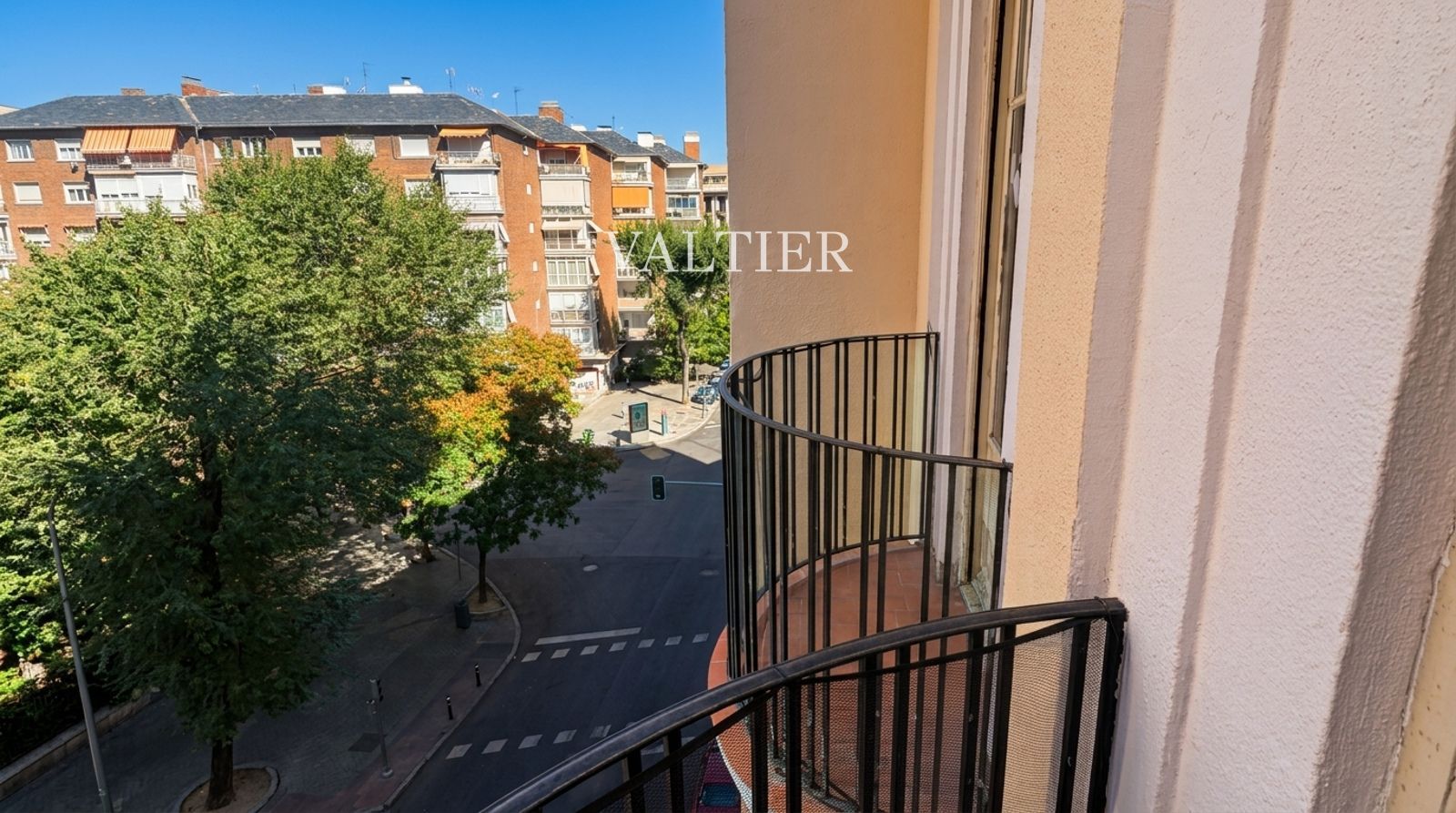 Piso a reformar en venta en Arapiles, Chamberi, Madrid - Foto 9