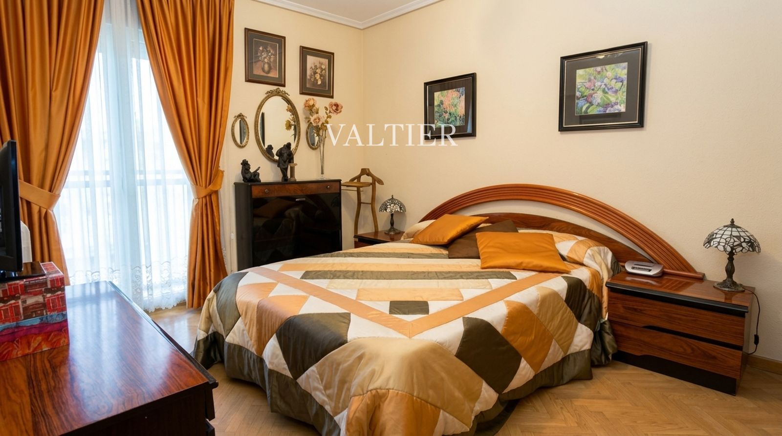 Chalet adosado con jardín, piscina y garaje para 3 coches en Palomas - Foto 9