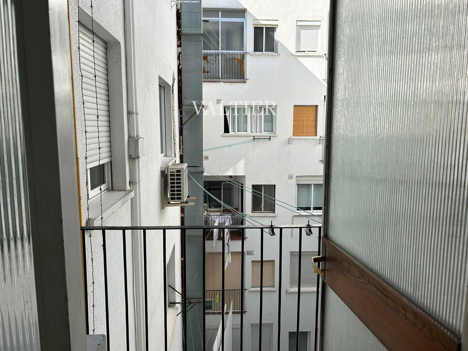 Altura, luz y vistas abiertas en Chamberí, Madrid - Foto 32