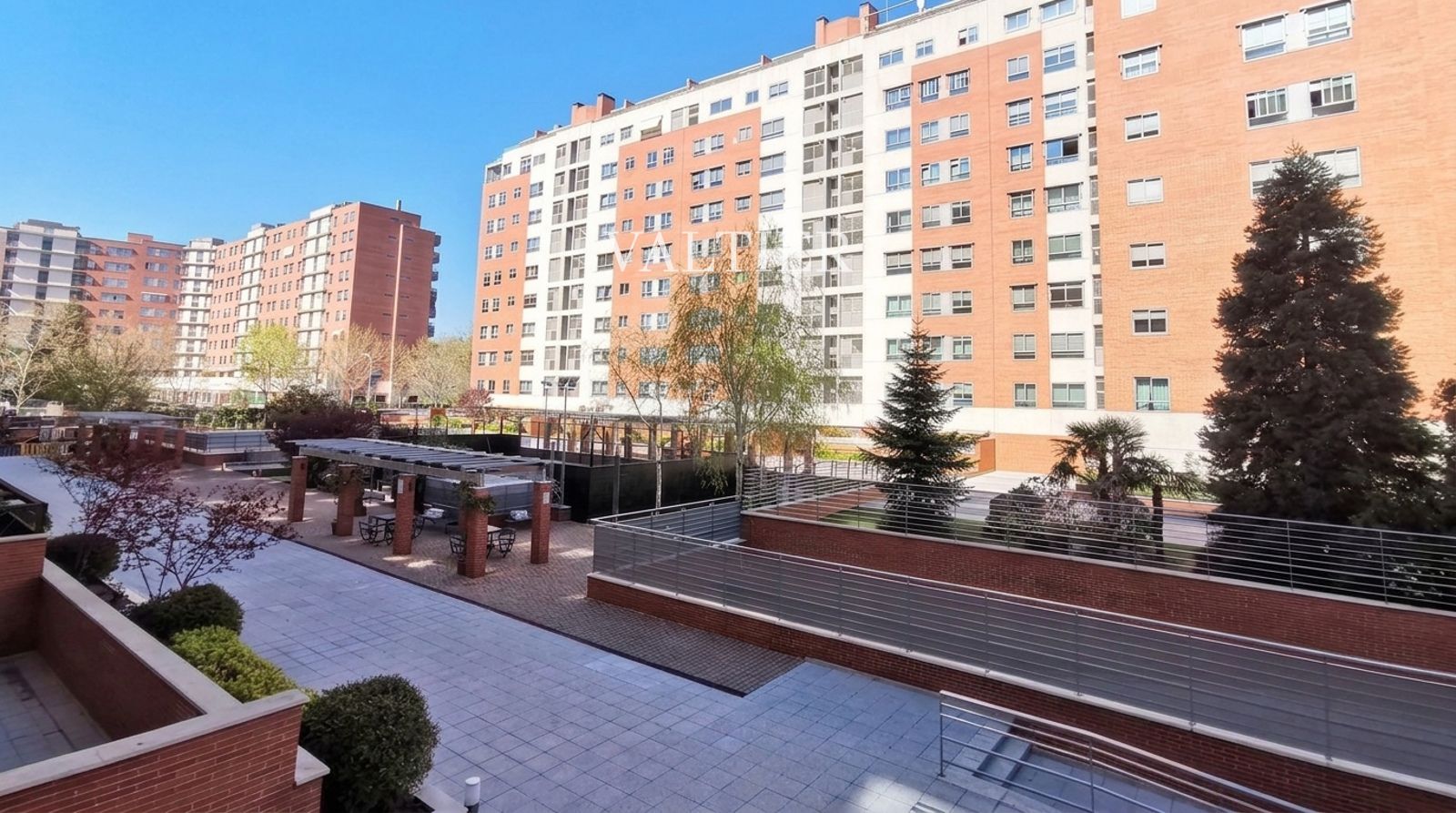 Vida urbana con piscina junto a Tierno Galván, Madrid - Foto 25