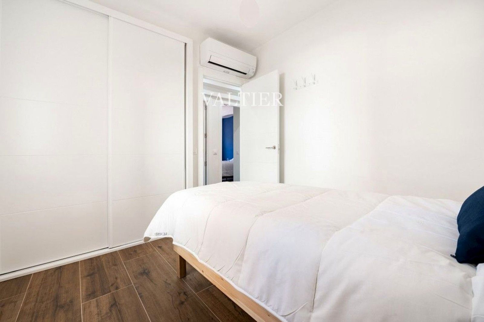 Ladrillo, hormigón y luz en Francisco Silvela, Madrid - Foto 11