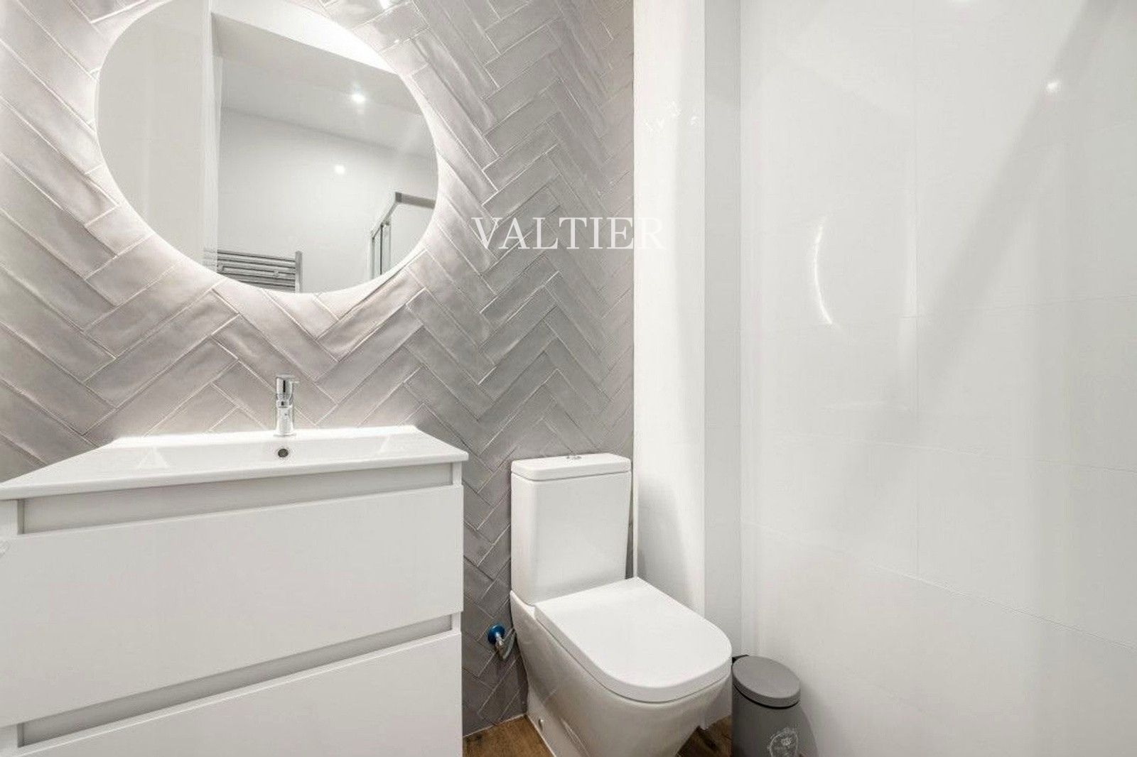 Ladrillo, hormigón y luz en Francisco Silvela, Madrid - Foto 14